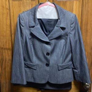 Tahari Arthur S Levine two piece shirt suit navy Size 4